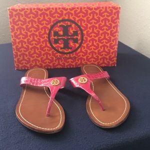 Tory Burch Cameron thong size 10
